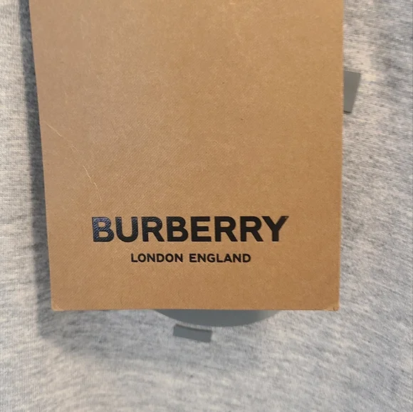 ORIGINAL BURBURRY T-SHIRT size XX SMALL - Picture 2 of 6